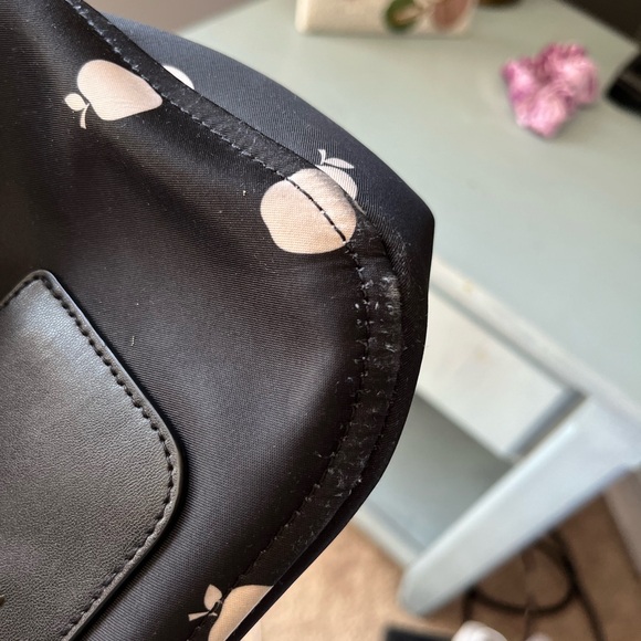 Kate Spade Apples Crossbody - Picture 11 of 13